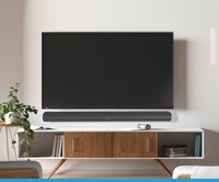 CC-WMF204-CMSARCB Cavus vaste muursteun voor 37 - 70 Inch TV en zwarte Sonos ARC sfeerbeeld